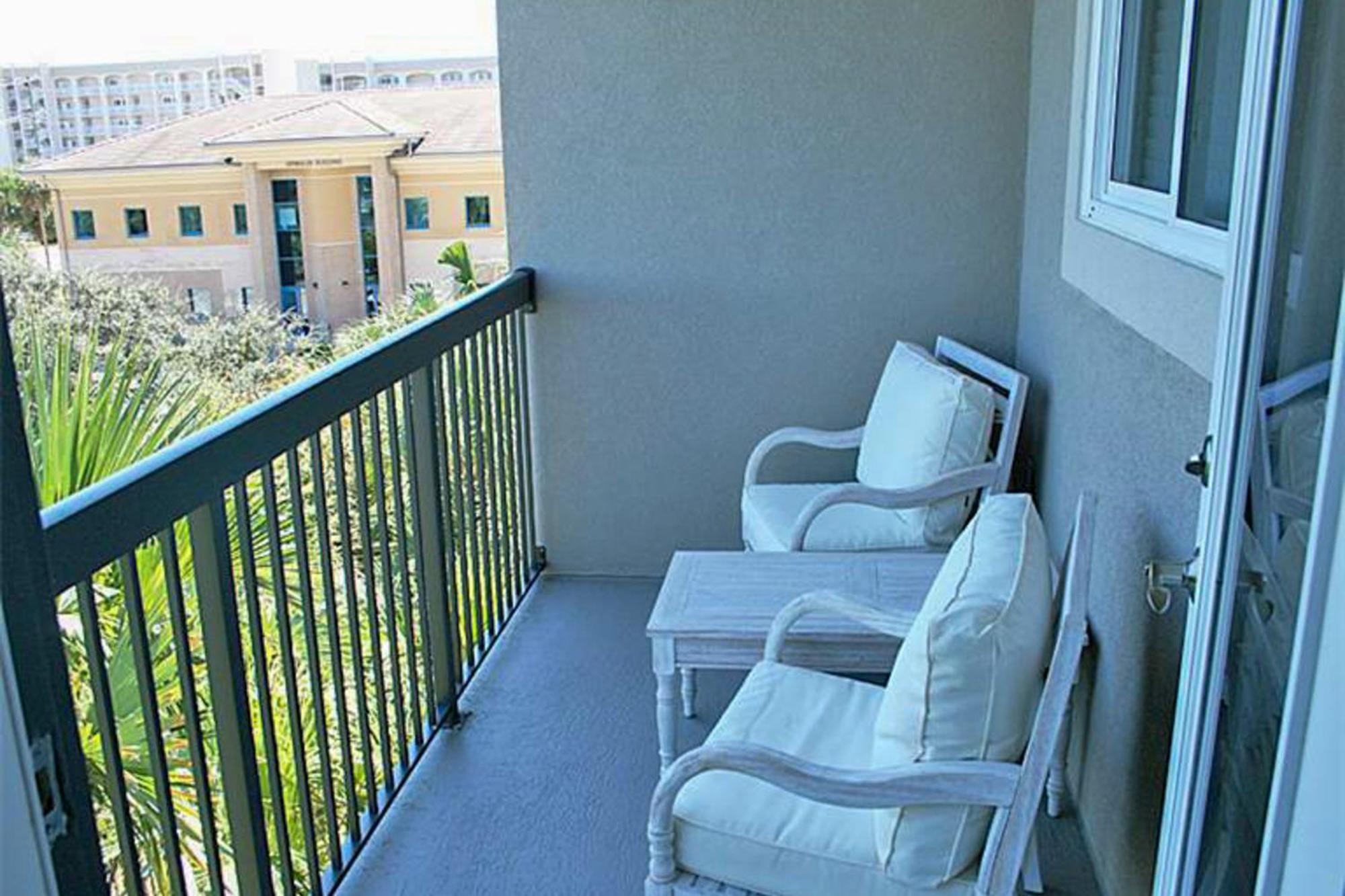 Alerio Condos Destin Room photo